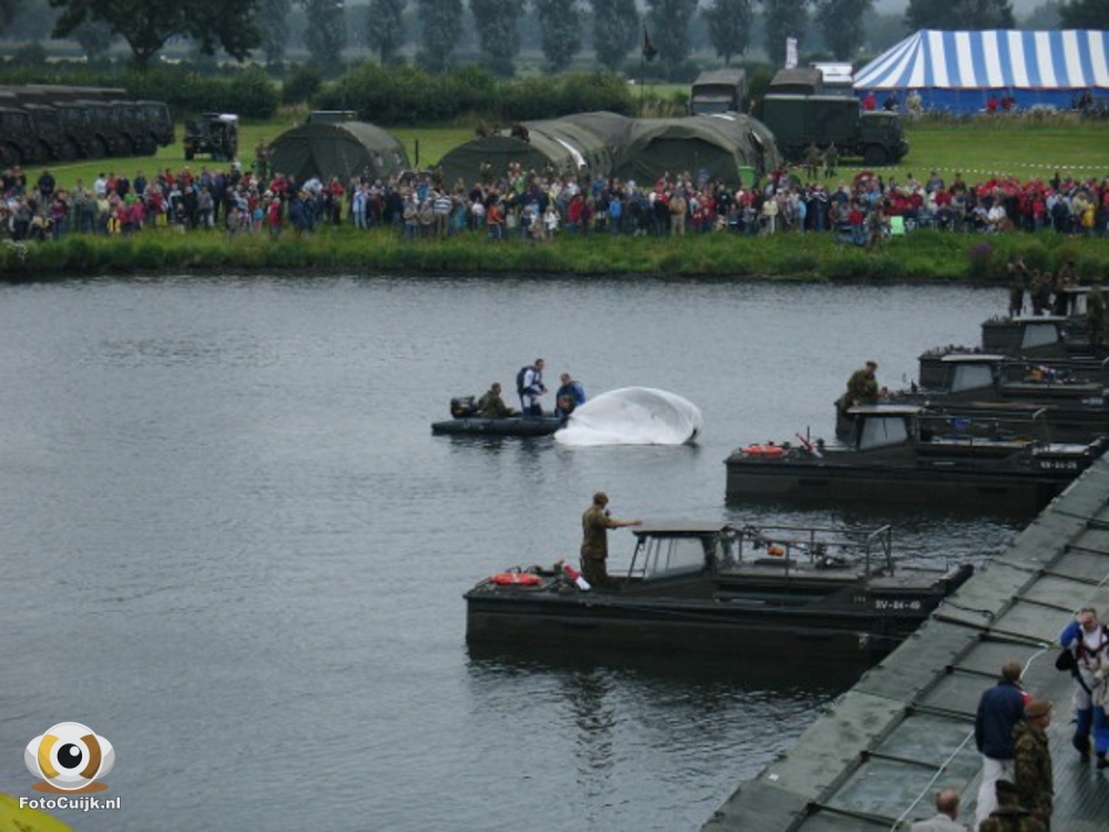 Proefsluiting pontonbrug 11 20210527 1261130201