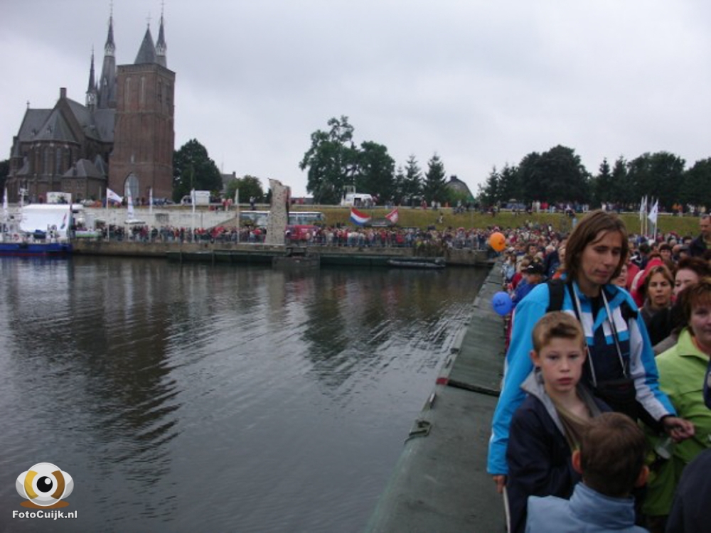 Proefsluiting pontonbrug 137 20210527 1552535814