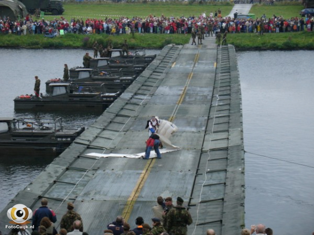 Proefsluiting pontonbrug 13 20210527 1080816678