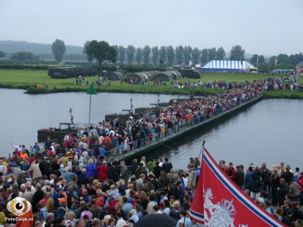 Proefsluiting pontonbrug 141 20210527 1300608874