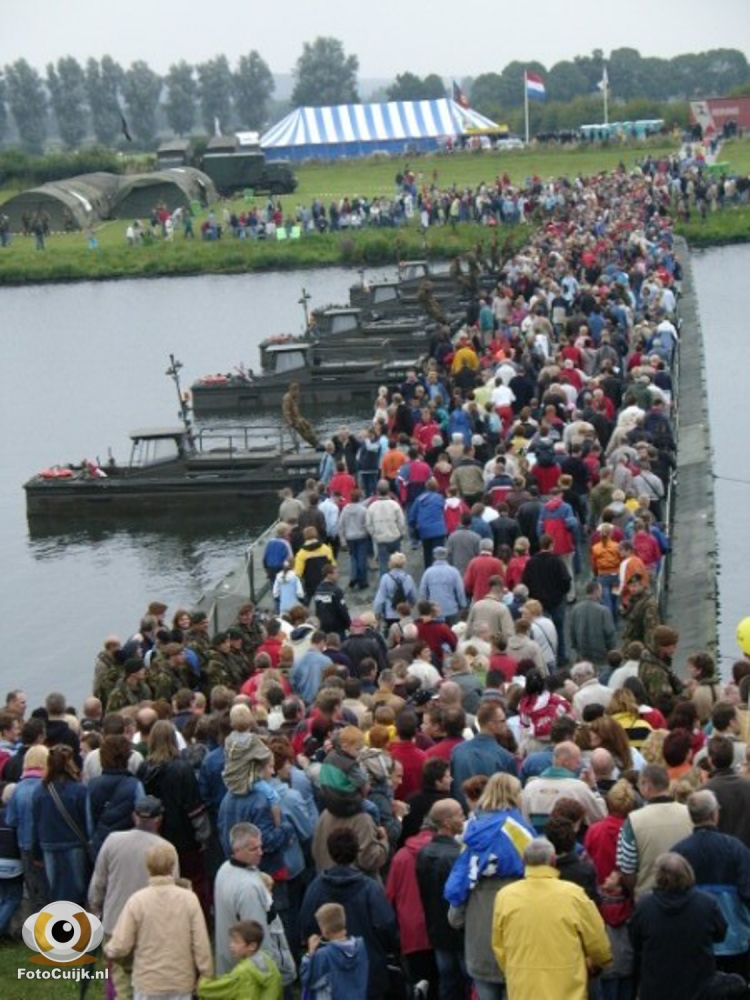 Proefsluiting pontonbrug 143 20210527 1905964210