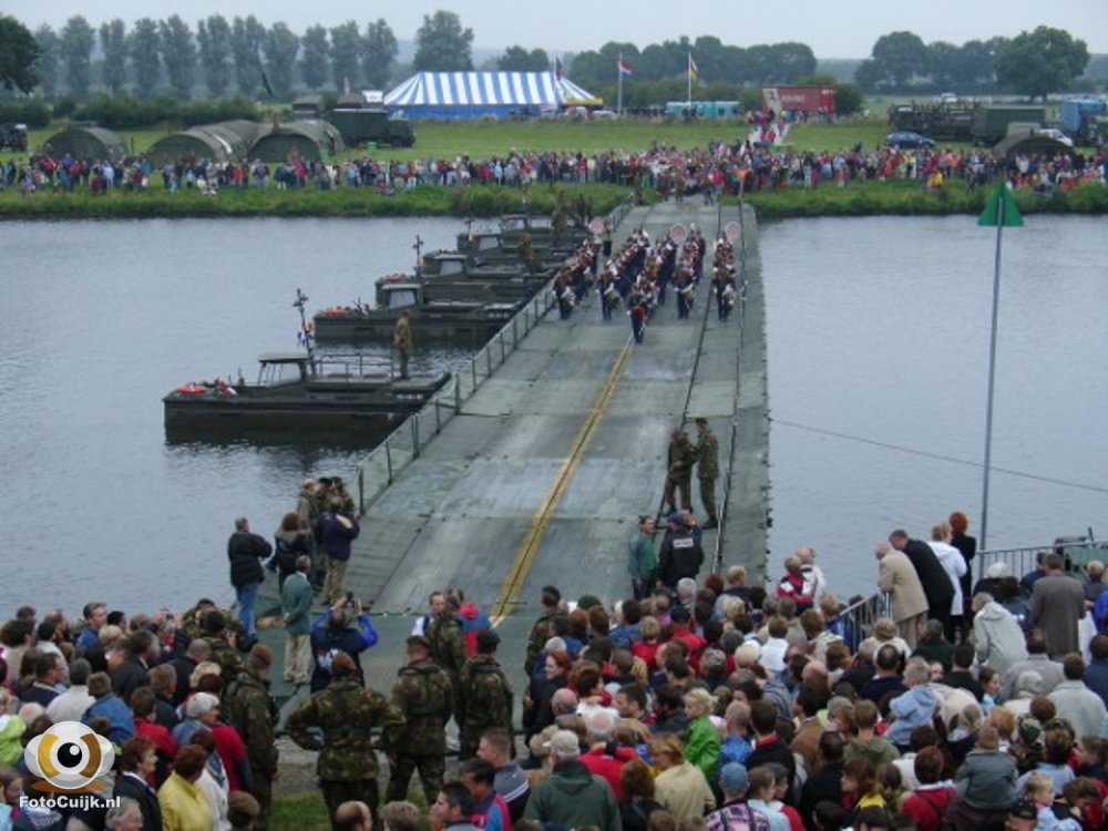 Proefsluiting pontonbrug 162 20210527 1715423578