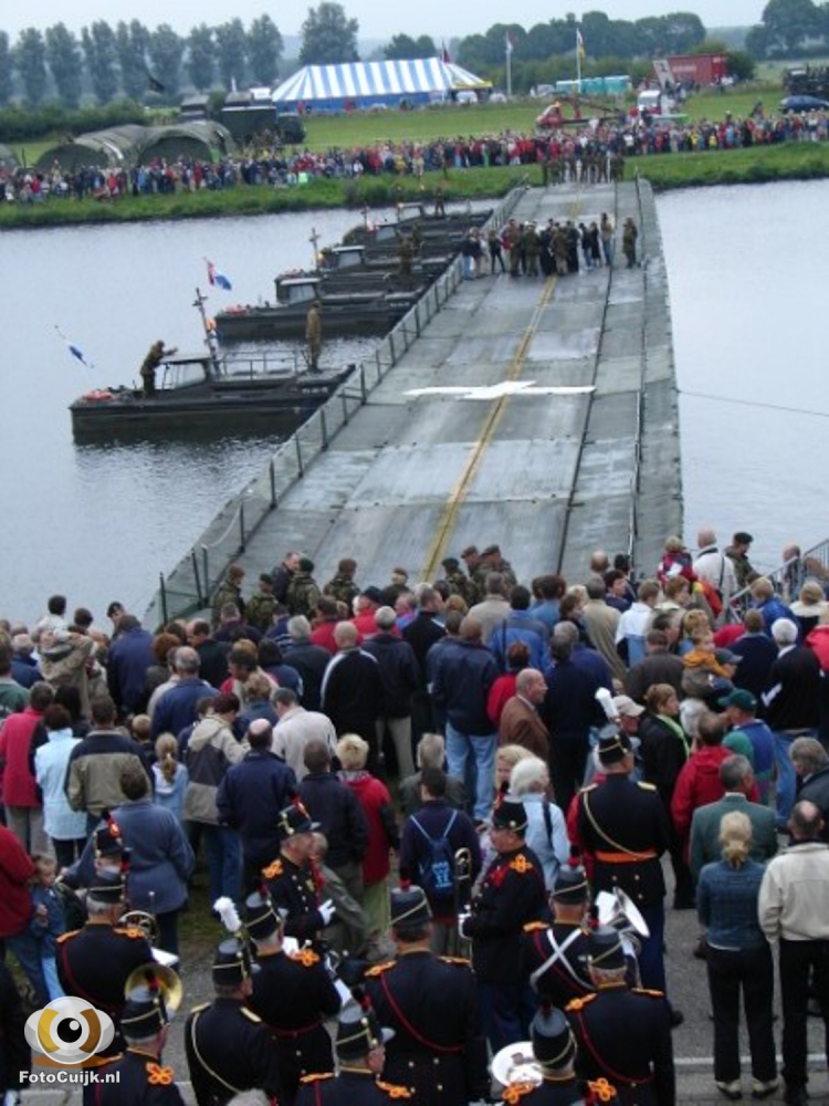 Proefsluiting pontonbrug 24 20210527 1001334084